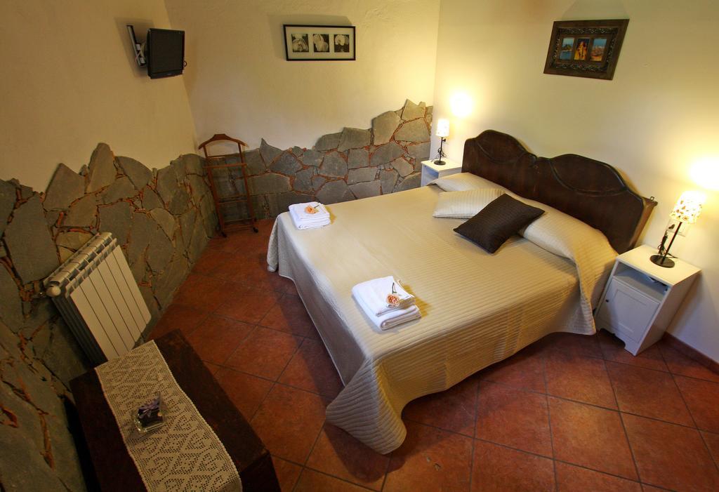 Casa Vacanze Borgo Borghese SantʼAlessio Siculo Oda fotoğraf